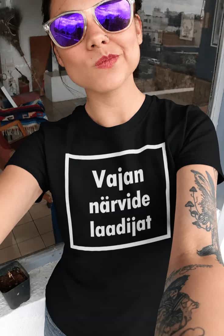 Naljakas T-särk Närvide laadija – Vajan närvide laadijat