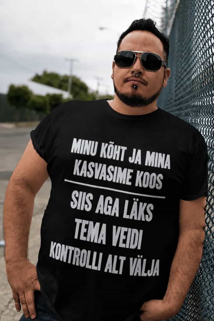 Naljakas T-särk Kõht kontrolli alt väljas