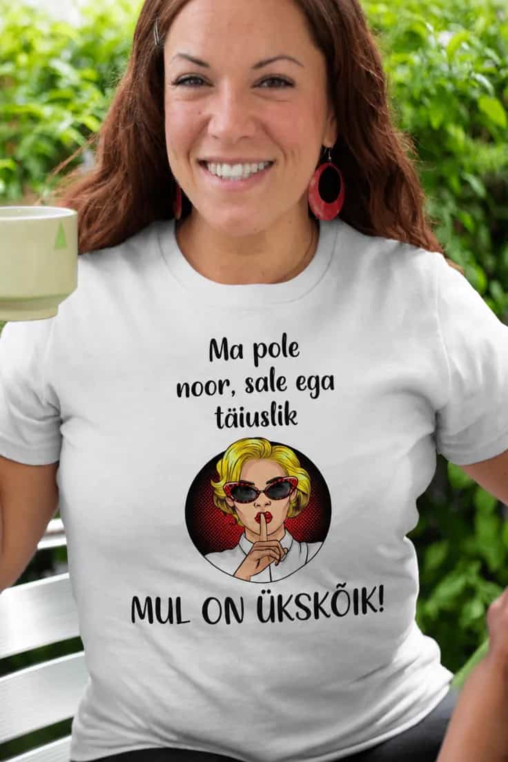 Naljakas T-särk Mul on ükskõik – MUL ON ÜKSKÕIK!