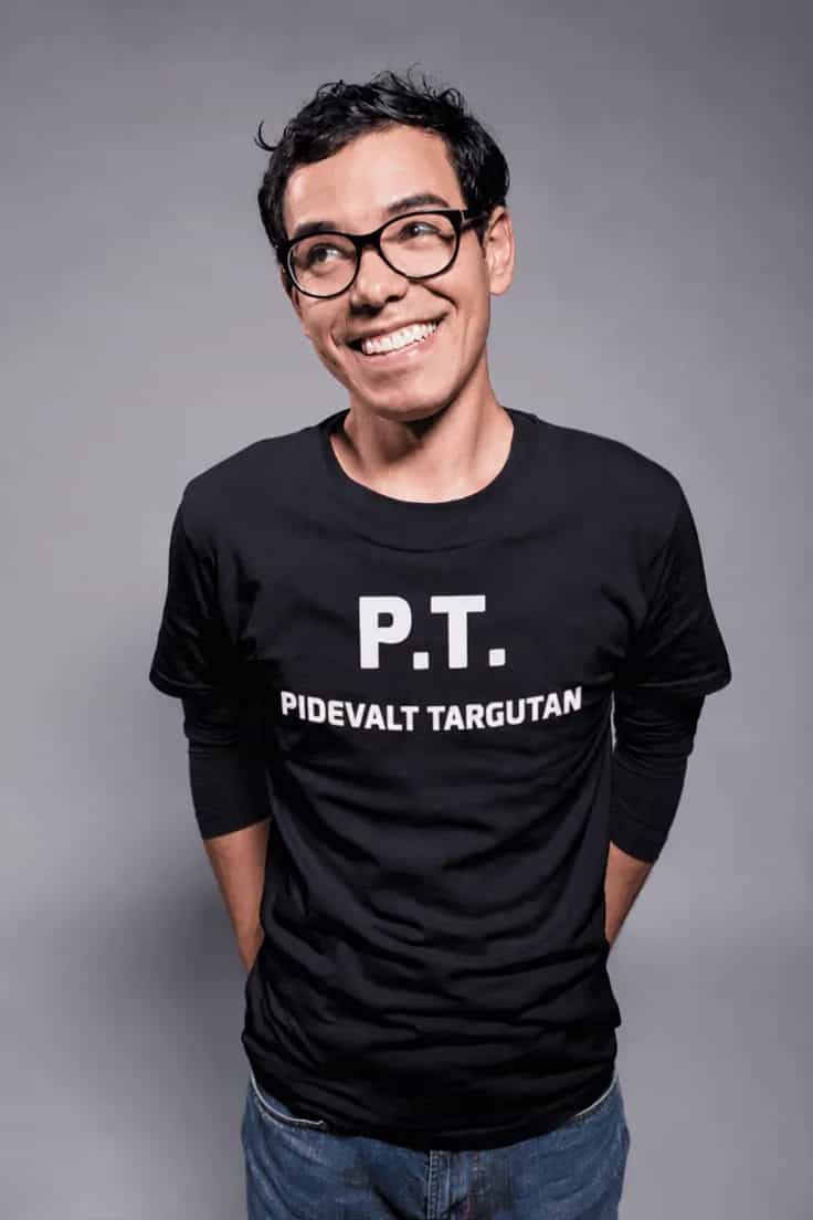 Naljakas T-särk Pidevalt targutan – P.T.