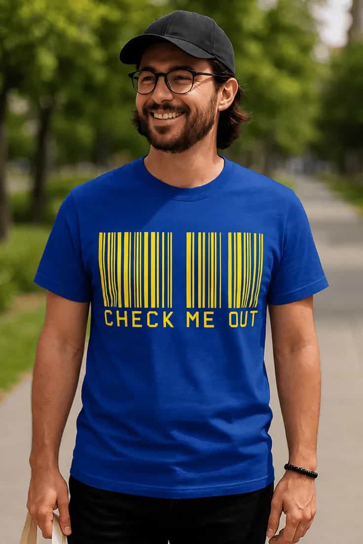 Naljakas T-särk triipkoodiga „Check me out“